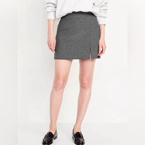 Old Navy Mini Pencil Skirt: Houndstooth